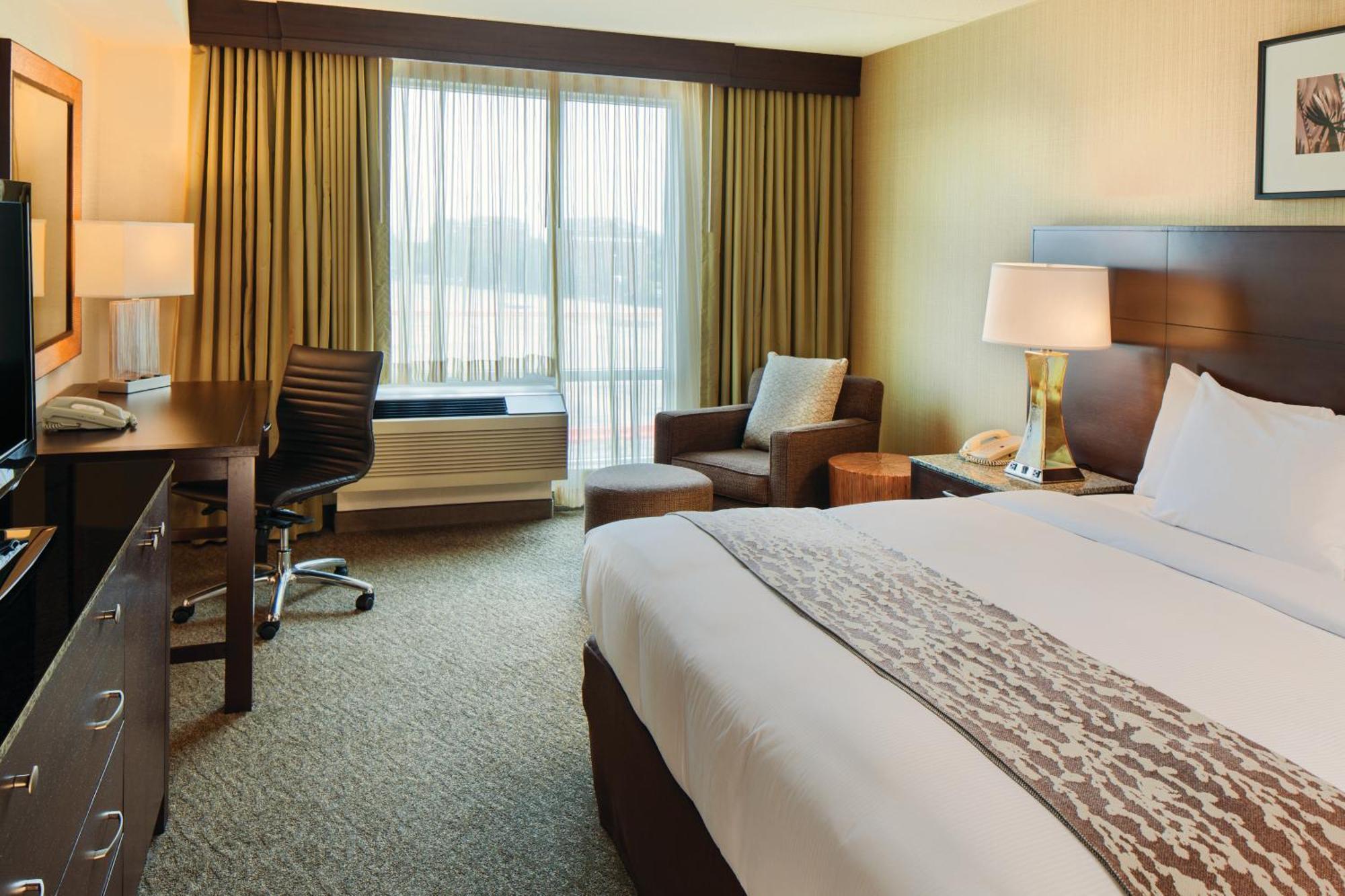 Doubletree By Hilton Hotel Boston Bayside Buitenkant foto