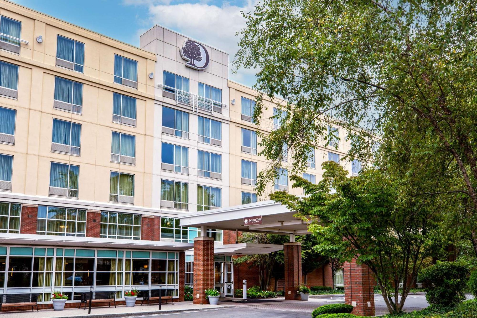 Doubletree By Hilton Hotel Boston Bayside Buitenkant foto